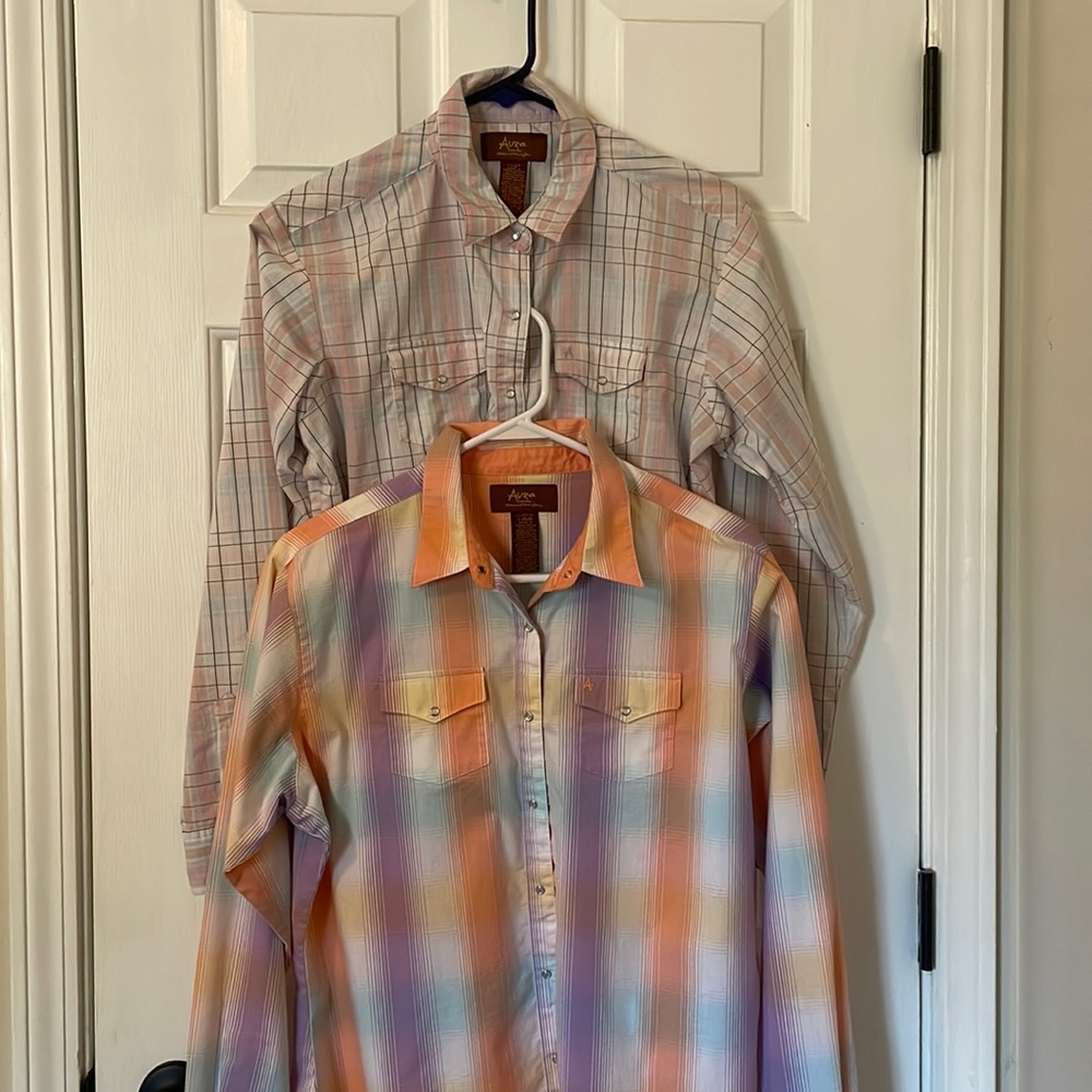 2 western long sleeve button ups
